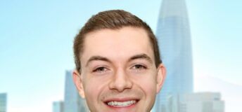 Photo of Lee Larson, investor at Piva Capital.